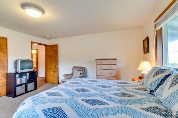 Falcon's Nest image 12