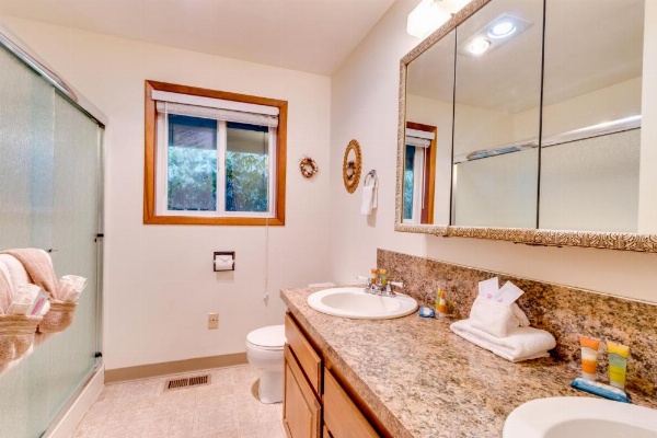 Falcon's Nest image 14