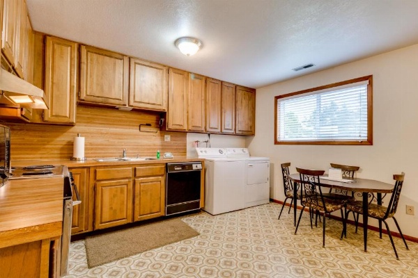 Falcon's Nest image 19