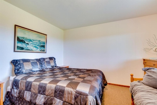 Falcon's Nest image 27