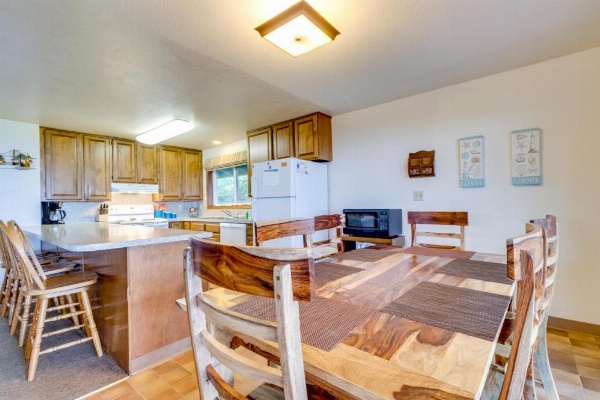 Falcon's Nest image 8